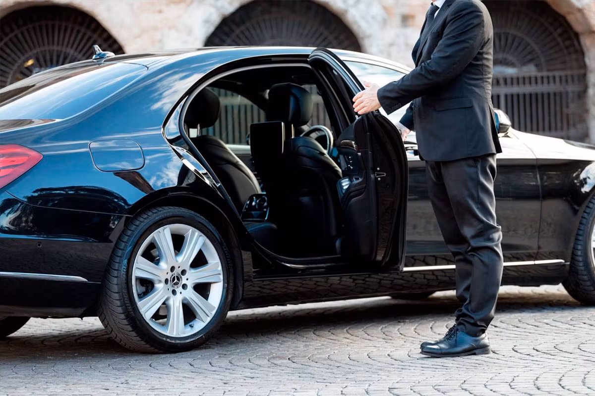 Luxury transportation service 1